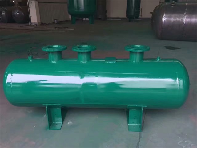 1679991473376569.jpeg 邕宁邕宁邕宁蒸汽分气缸1.jpeg